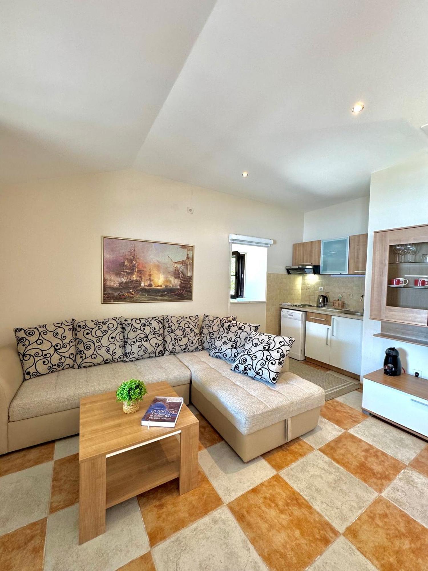 Apartments Radonicic Kotor Zewnętrze zdjęcie